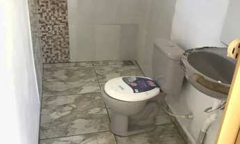 Imagem 6: Excelente conjugado com área nos fundos e varanda no melhor ponto de Sepetiba