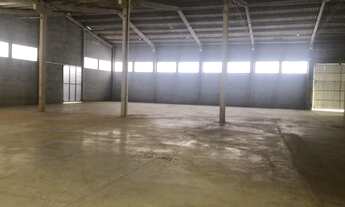 Imagem 2: Galpão/Depósito/Armazém para aluguel e venda possui 2500 m2 área terreno - Fazendinha - Ca