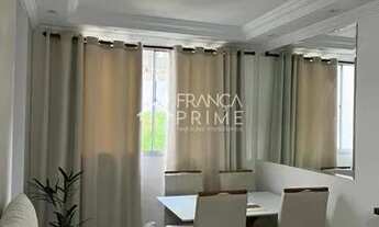 Imagem 3: APARTAMENTO 2 DORMITÓRIOS COM ARMÁRIOS EMBUTIDOS PISO DE MADEIRA