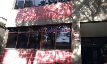 Imagem 1: Quot;Prédio comercial com excelente localização, próximo a rua Verbo Divino.O prédio foi