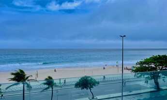 Imagem 1: Praia do Leblon - Rio de Janeiro - RJ- Todo reformado com varandão
