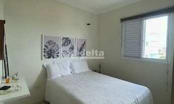 Imagem 3: Apartamento à venda, 2 quartos, 1 suíte, 1 vaga, Santa Mônica - Uberlândia/MG