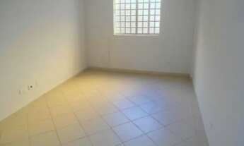 Imagem 3: Lavanderia coletiva<br>- Box no banheiro