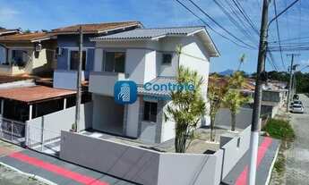 Imagem 2: Lindo Sobrado 2 dormitórios, amplo quintal, em Forquilhas - São José