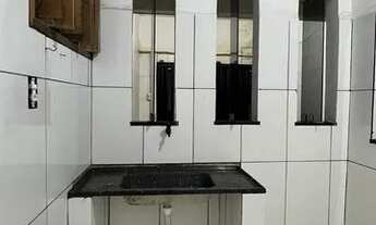 Imagem 6: Alugo casa com 1/4 incluso água