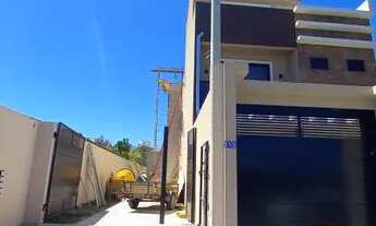 Imagem: SOBRADO NO CAPÃO RASO - NOVOS - TRIPLEX