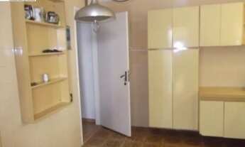 Imagem 7: Sobrado 3 dormitorios, 1 suíte, 2 vagas, 172m². Piso carpete de madeira, armários embutido