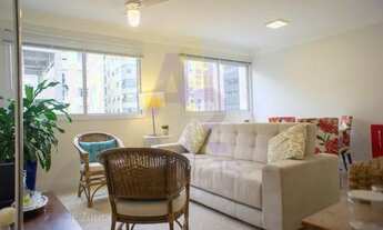 Imagem 3: Apartamento reformado, todo mobiliado e equipado em prédio com piscina