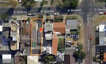 Imagem 4: Terreno com 3 casas à venda, 480m² por R$ 990.000 - Fazendinha - Curitiba/PR