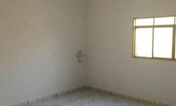 Imagem 5: Casa com Garagem Ampla e 3 Quartos para Locação