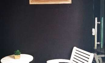 Imagem 3: Incluso água e luz) Alugo Kitnet semimobiliada