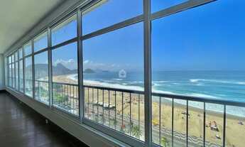 Imagem 3: Cobertura Duplex de 731m² no melhor ponto da avenida Atlântica em Copacabana