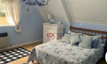 Imagem 6: Sobrado com 4 dormitórios à venda, 380 m² por R$ 2.200.000 - Vila Campos do Jordão - Campo