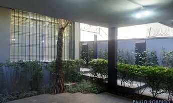 Imagem: CASA ASSOBRADADA - JARDIM PAULISTA - SP