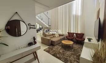 Imagem 3: Excelente casa com 3 quartos para venda no Bairro Santa Mônica