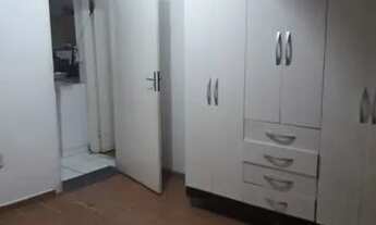 Imagem: Quarto para estudantes ou senhora