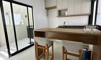 Imagem 5: Casa tipo loft 2 pavimentos, 1 suíte com closet, com armários