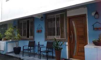 Imagem 1: Casa Dúplex em condomínio<br>3 quartos sendo um suíte<br>Sala tv, sala jantar