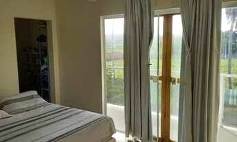 Imagem 5: Casa de condomínio para venda possui 240 metros quadrados com 4 quartos