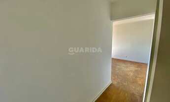 Imagem 3: Apartamento de 2 dormitórios para alugar na Independência, em andar alto 10º andar