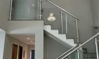 Imagem 2: Casa de condomínio para venda possui 257 metros quadrados com 3 quartos