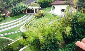 Imagem: Casa em condomínio medindo 833m2 em Atibaia