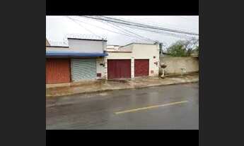 Imagem 2: Casa de 3/4 com sala comercial