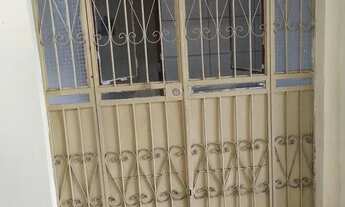 Imagem 2: Alugo kitnet Quarto com aluguel por R$550 /mês