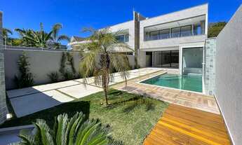 Imagem 4: R$ 3.500.000,00 - . Casa nova em Condomínio, com 360 m2, 4 suítes, piscina e churrasqueira