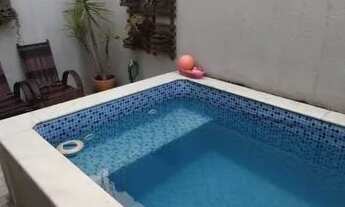 Imagem: Casa com Piscina 2 Dom (1 Suíte) R$1.600,00