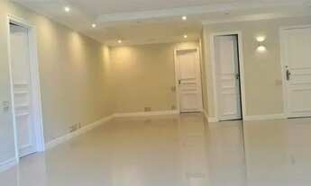 Imagem 4: APARTAMENTO IMPECÁVEL, FRONTAL, LUXUOSO, TOTALMENTE REFORMADO COM 150 m²