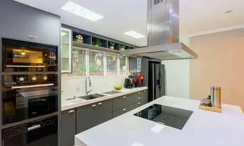 Imagem 7: PRÓXIMO A GRADED SCHOOL MOBILIADA - 205,M²AU 2 DORMS, SUÍTE, 2 GAR