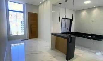 Imagem 3: Casa para venda tem 135 metros quadrados com 4 quartos