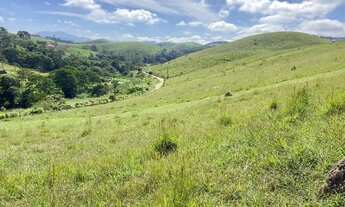 Imagem 2: Lote/Terreno para venda possui 1000 metros quadrados em Centro - Igaratá - SP