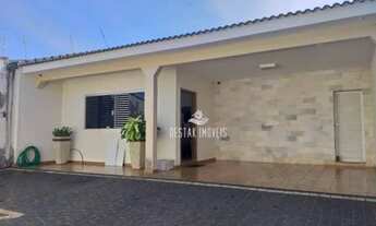 Imagem: Casa com 5 dormitórios à venda, 220 m²