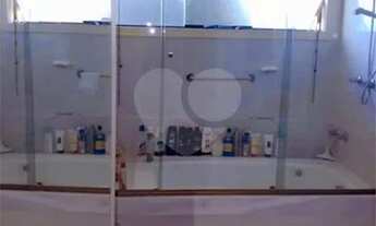 Imagem 5: Sobrado com 03 Suítes na parte Alta do Condomínio Arco-Íris