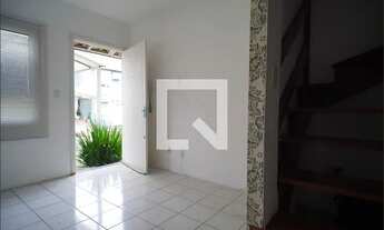 Imagem 3: Casa de Condomínio para Aluguel - Alto Petrópolis, 2 Quartos, 79 m2