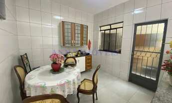 Imagem 5: Casa para aluguel possui 100 metros quadrados com 3 quartos em Jardim Paraíba - Volta Redo