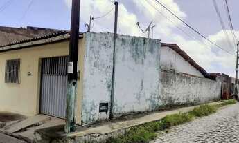 Imagem 2: Casa bem localizada