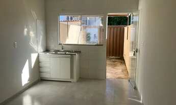 Imagem 4: 106 Norte 2/4 simples, totalmente individual, com armários e garagem