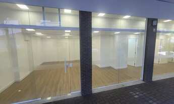 Imagem 6: Centro comercial para aluguel e venda possui 38 metros quadrados