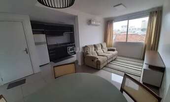 Imagem 3: Apartamento mobiliado de 2 dormitórios, sendo 1 suíte, no bairro Menino Deus