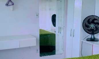 Imagem 7: Incluso água e luz) Alugo Kitnet semimobiliada