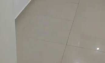 Imagem 6: Excelente apto amplo com suíte, armários embutidos em um quarto e cozinha. Condomínio orga