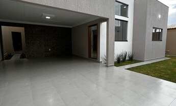 Imagem: LINDA CÁSA ALTO PADRÃO COM PISCINA