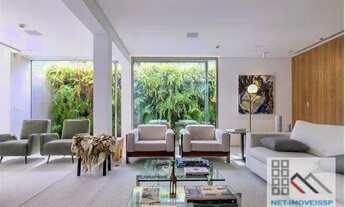 Imagem 6: Casa de Altíssimo Padrão 5 Dormitórios (700m²), 5 Suítes, Varanda, 4 Vagas. Próximo do Sho