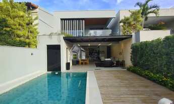 Imagem: Casa Padrão a venda em Rio de Janeiro