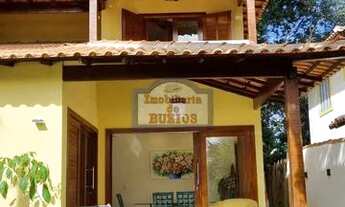 Imagem 2: Casa em Geriba com 2 suítes e jardim