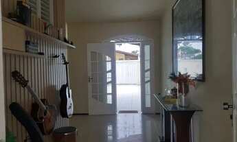 Imagem 6: 009 Alugo Casa com piscina 03 quartos em Residencial fechado Parque shalom