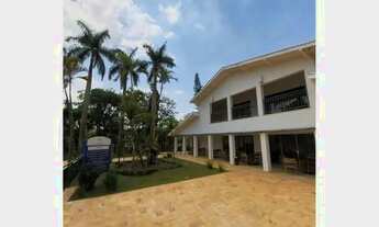 Imagem 2: Casa térrea de esquina à venda por 1.300.000,00 no Cond. Residencial Lagoa, 382,80 m2, 3 s